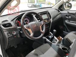 میتسوبیشی L200